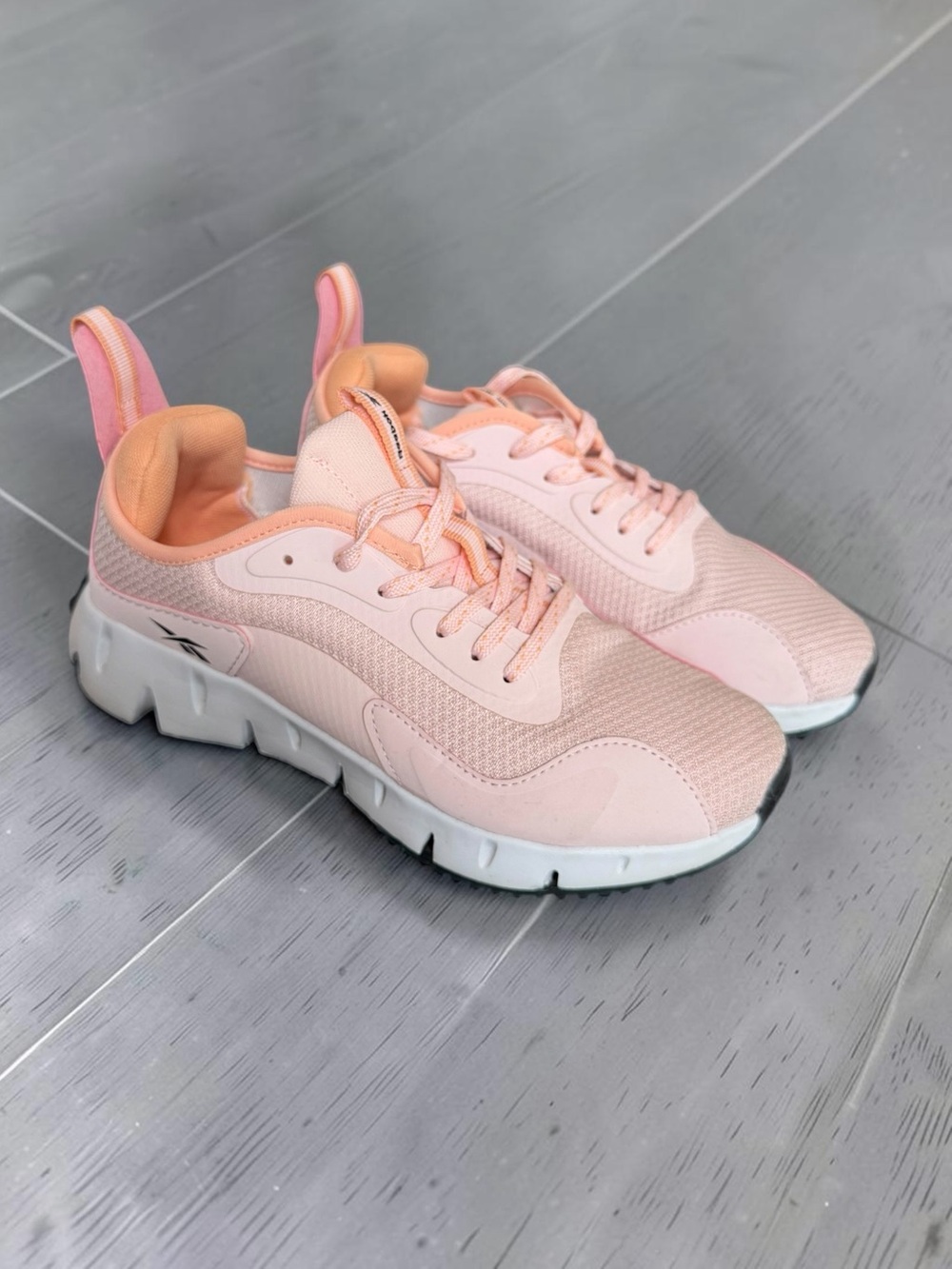 Reebok Women’s Pink Athletic Sneakers - Size 5 - Lightweight Running Shoes